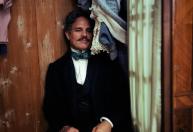 Filme com Emma Stone e Mark Ruffalo ganha Leão de Ouro em Festival de Veneza