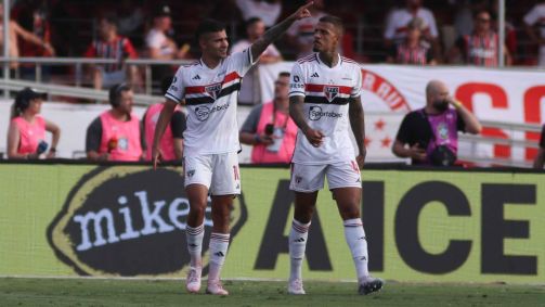 Rodrigo Nestor comemora o gol do empate no Morumbi
