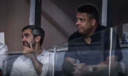 Ronaldo é alvo de protestos, no Mineirão, em empate de Cruzeiro e Bragantino
