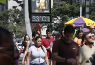 Onda de calor: SP começa a distribuir água para pessoas em situação de rua