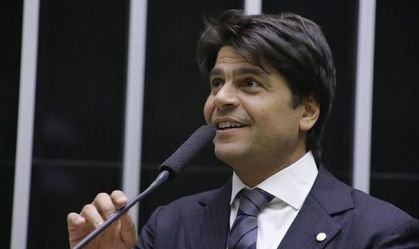 À CNN, relator diz que pode alterar regras para taxação de fundos offshore em novo parecer