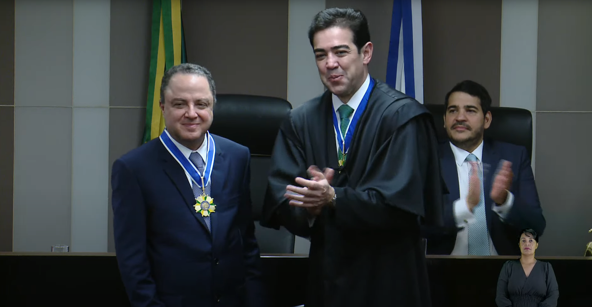 Cardiologista Roberto Kalil é homenageado com o Grande-Colar do Mérito do Tribunal de Contas da União (TCU)