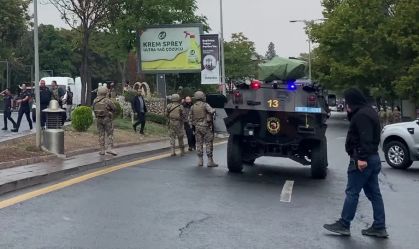 Turquia diz que terroristas detonaram bomba em prédio do governo em Ancara