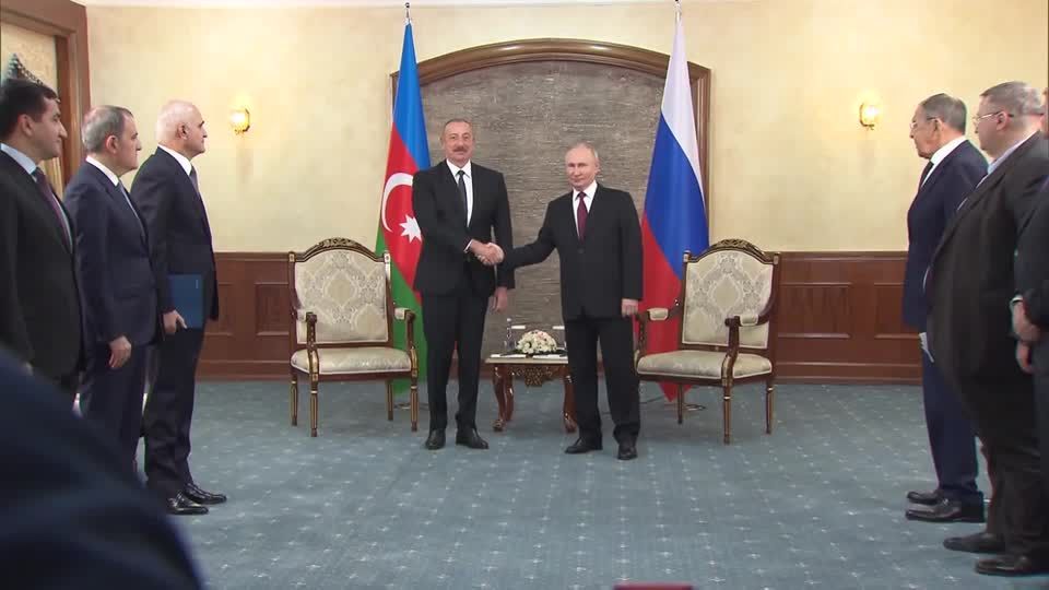 Putin visita Quirguistão em primeira viagem ao exterior desde mandado de prisão do TPI / Reuters