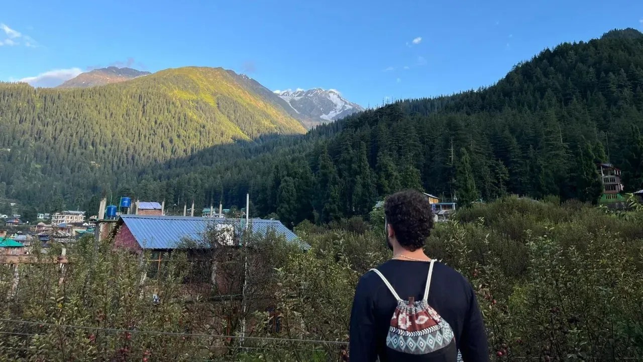 Ben, de 22 anos, estava prestes a explorar o Himalaia, no Nepal, quando ocorreram os ataques. Ele voltou de Katmandu na terça-feira. / Imagem de arquivo de Ben