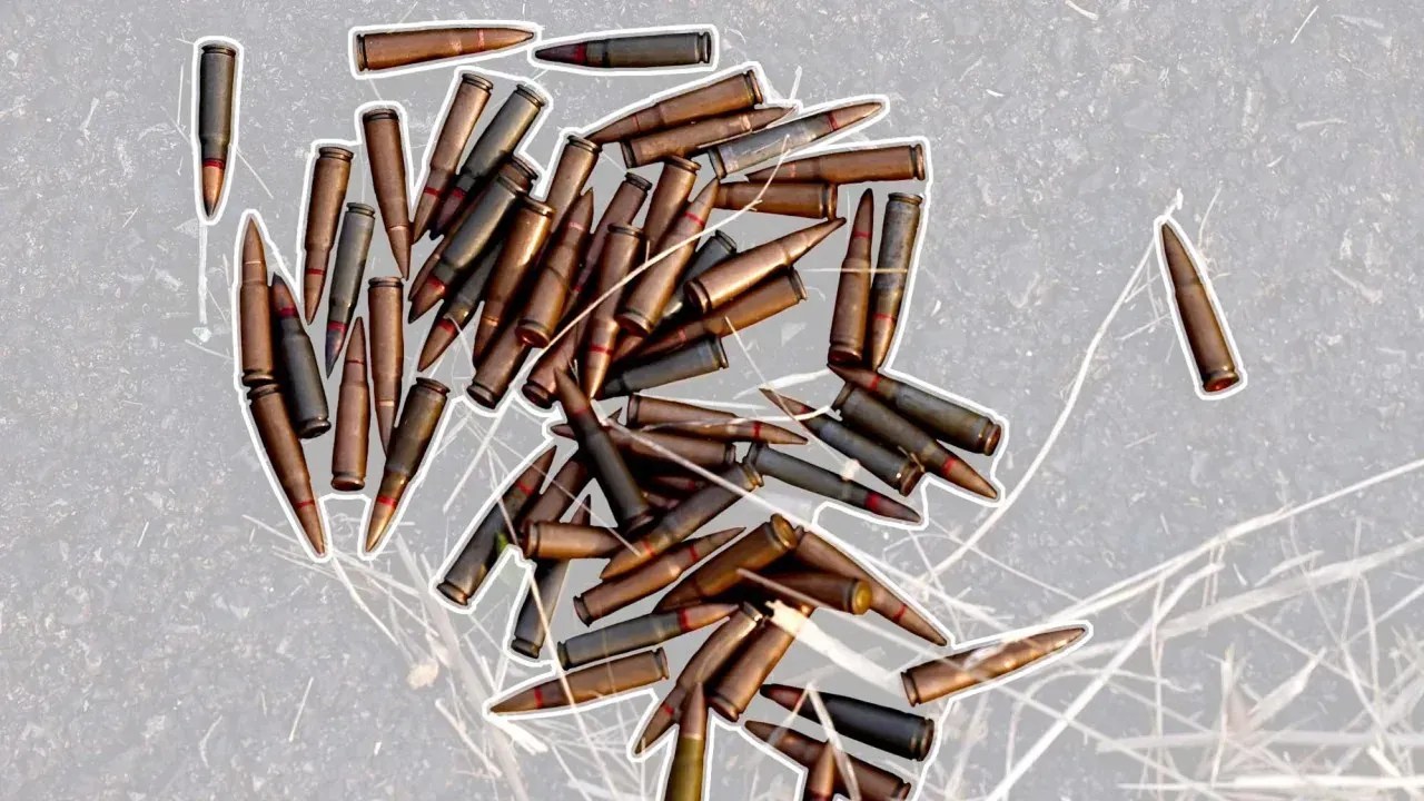 231012200558-20231012-hamas-weapons-bullets-top-balas-munições-munição-hamas-israel