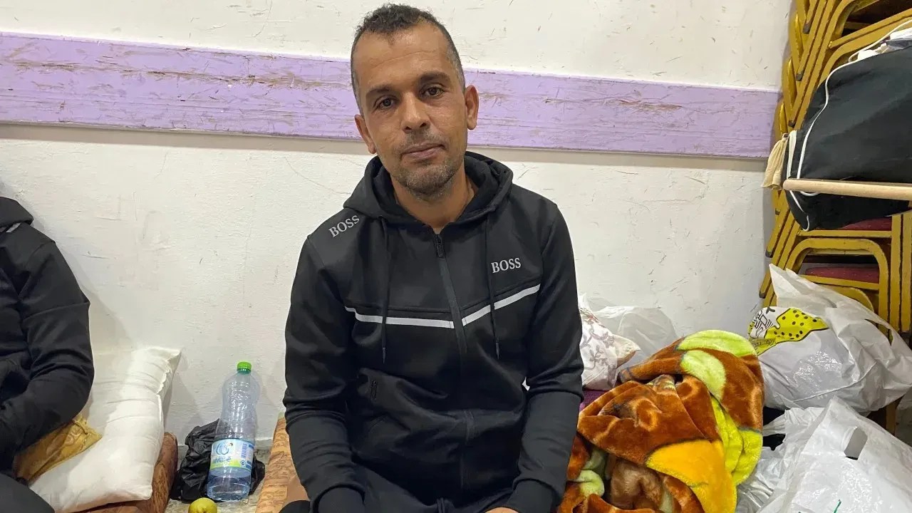 Ismail Abd Almagid está em um campo de refugiados na Cisjordânia / Ivana Kottasova/CNN