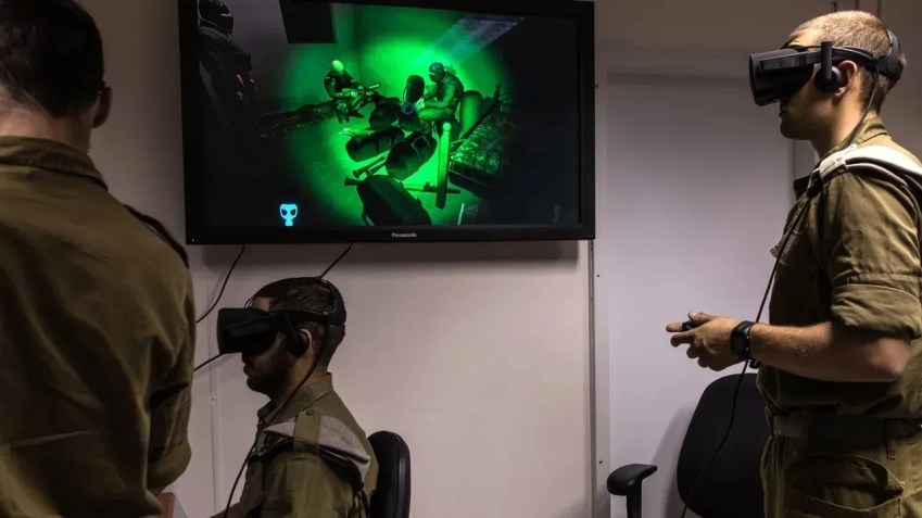 Soldados israelenses conduzem treinamento usando tecnologia de campo de batalha de realidade virtual para simular os túneis do Hamas que vão de Gaza a Israel / Rina Castelnuovo/Bloomerg/Getty Images/Arquivo