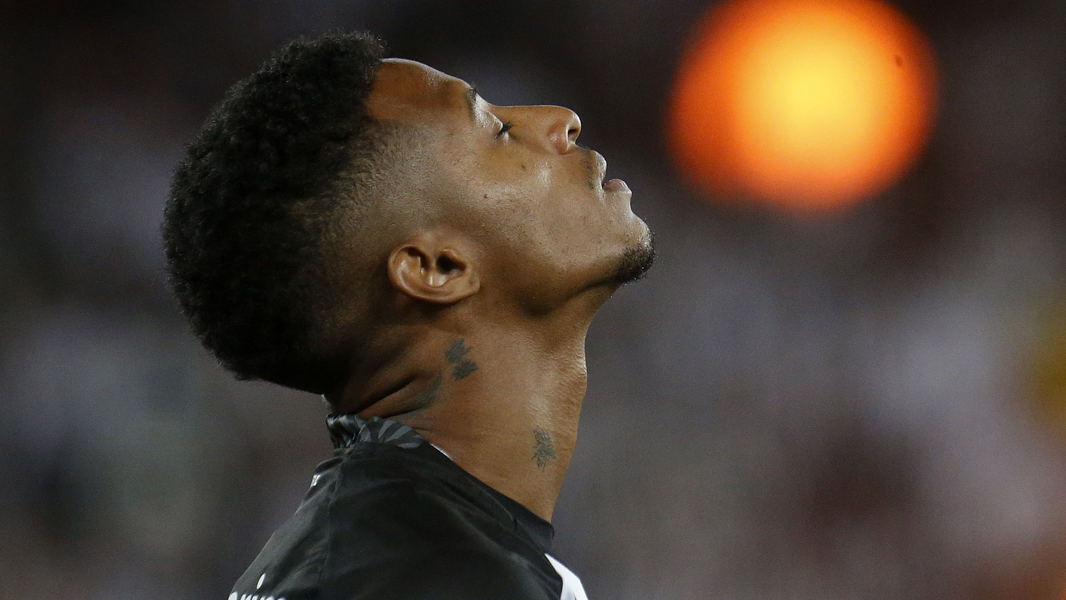 Tchê Tchê é o volante titular do Botafogo