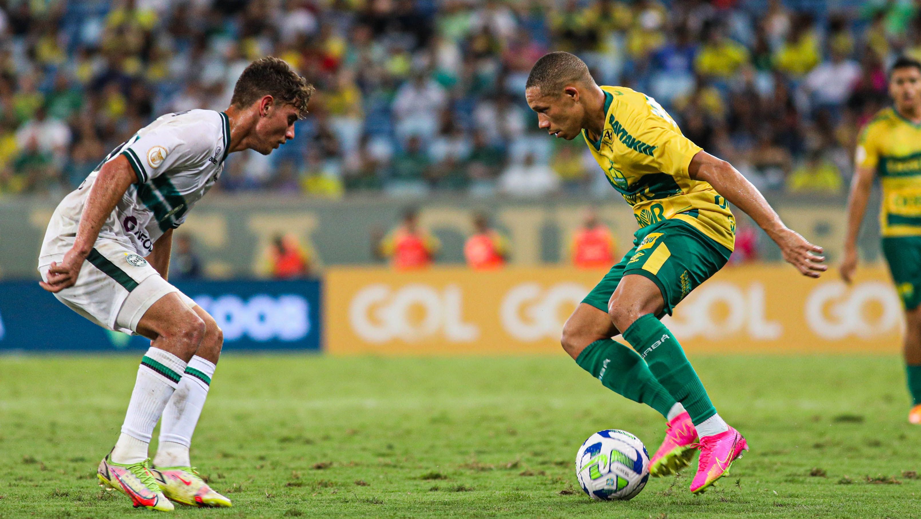 Cuiabá e Coritiba em campo pelo primeiro turno do Brasileirão