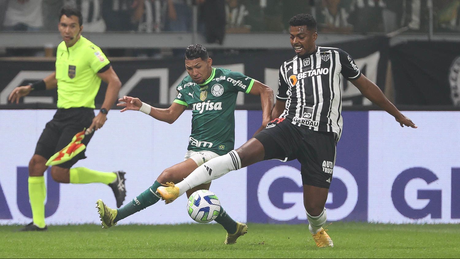 Atlético-MG e Palmeiras em campo pelo primeiro turno do Brasileirão