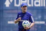 Cruzeiro demite o técnico Zé Ricardo