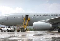 Quarto avião da FAB com brasileiros resgatados de Israel pousa no Rio de Janeiro