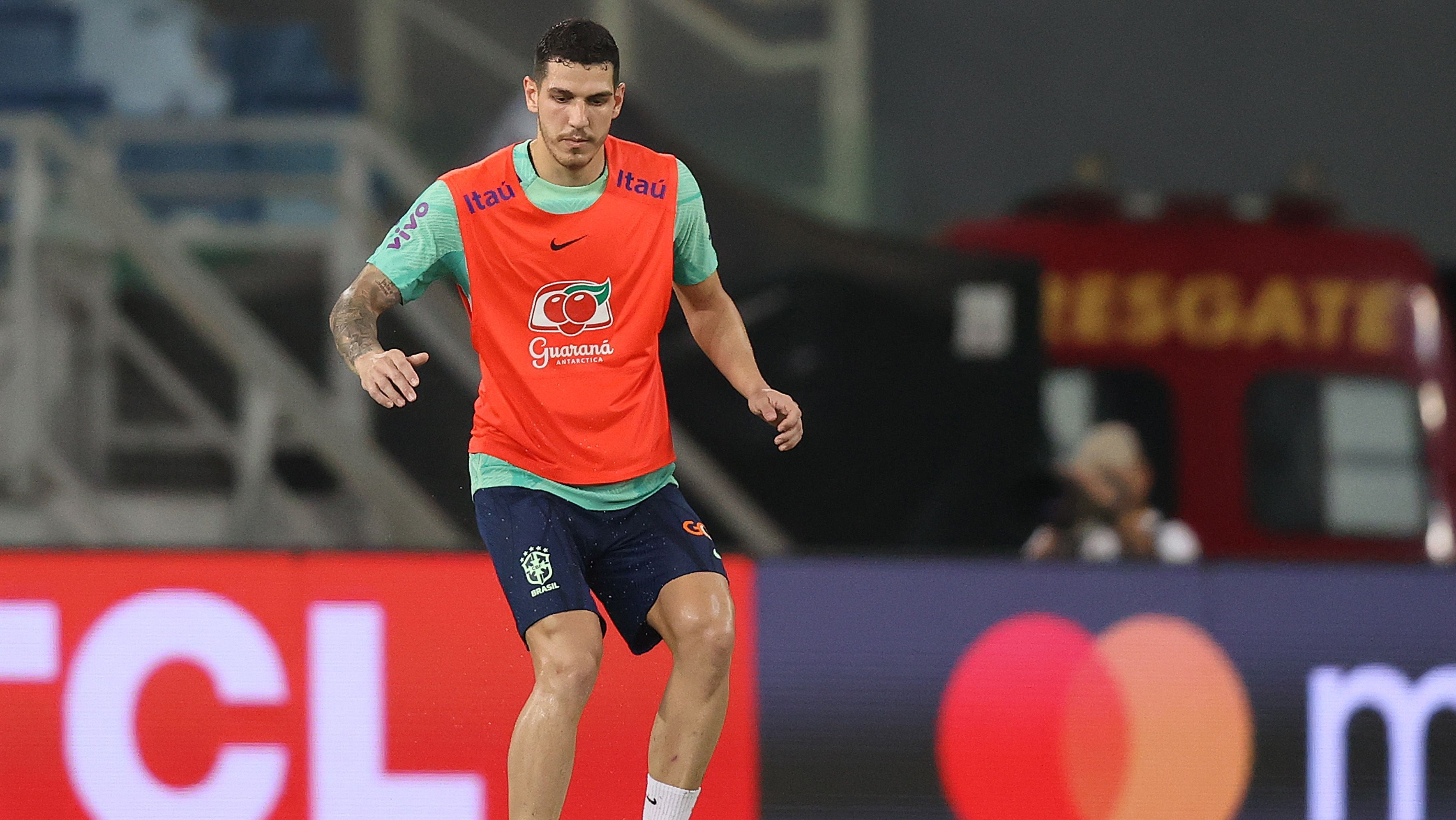 Nino em treino da Seleção Brasileira