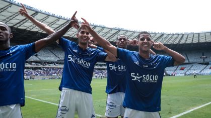 Jogadores do Cruzeiro comemoram título da Copa do Brasil Sub-20