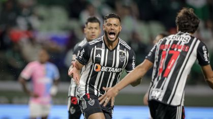 Hulk comemora o primeiro gol do Galo no Allianz Parque