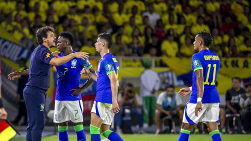 Colômbia 2 x 1 Brasil: Diniz mexeu no time, perdeu Vini Jr para uma lesão, mas não conseguiu impedir a virada colombina nas Eliminatórias Sul-americanas,
