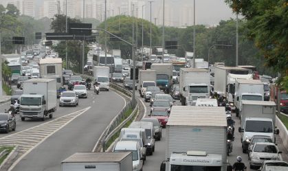 Greve no Metrô e na CPTM: São Paulo chega a 600 km de lentidão no trânsito
