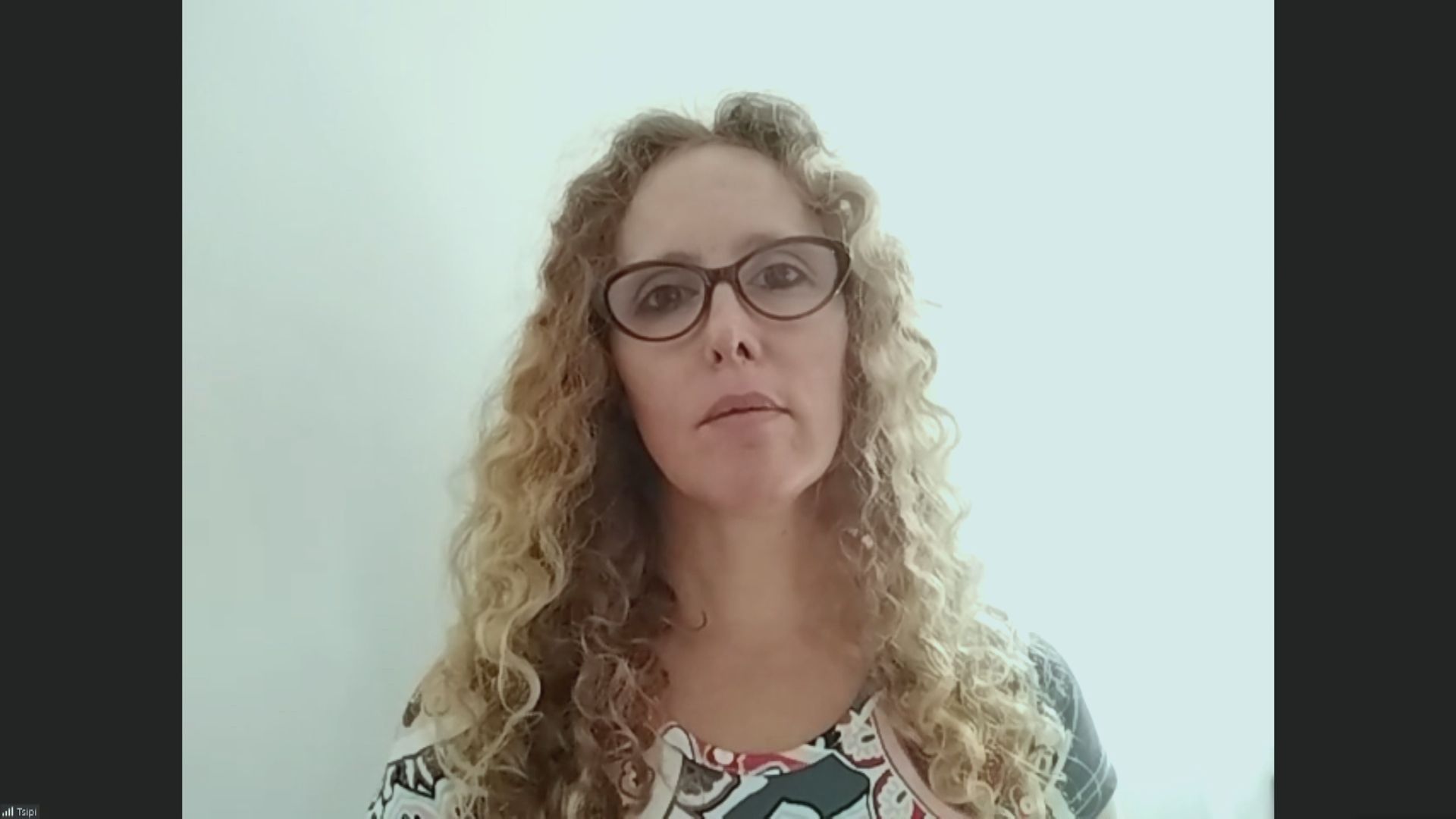 BR_CNN_111023_SKYPE__1_frame_9200