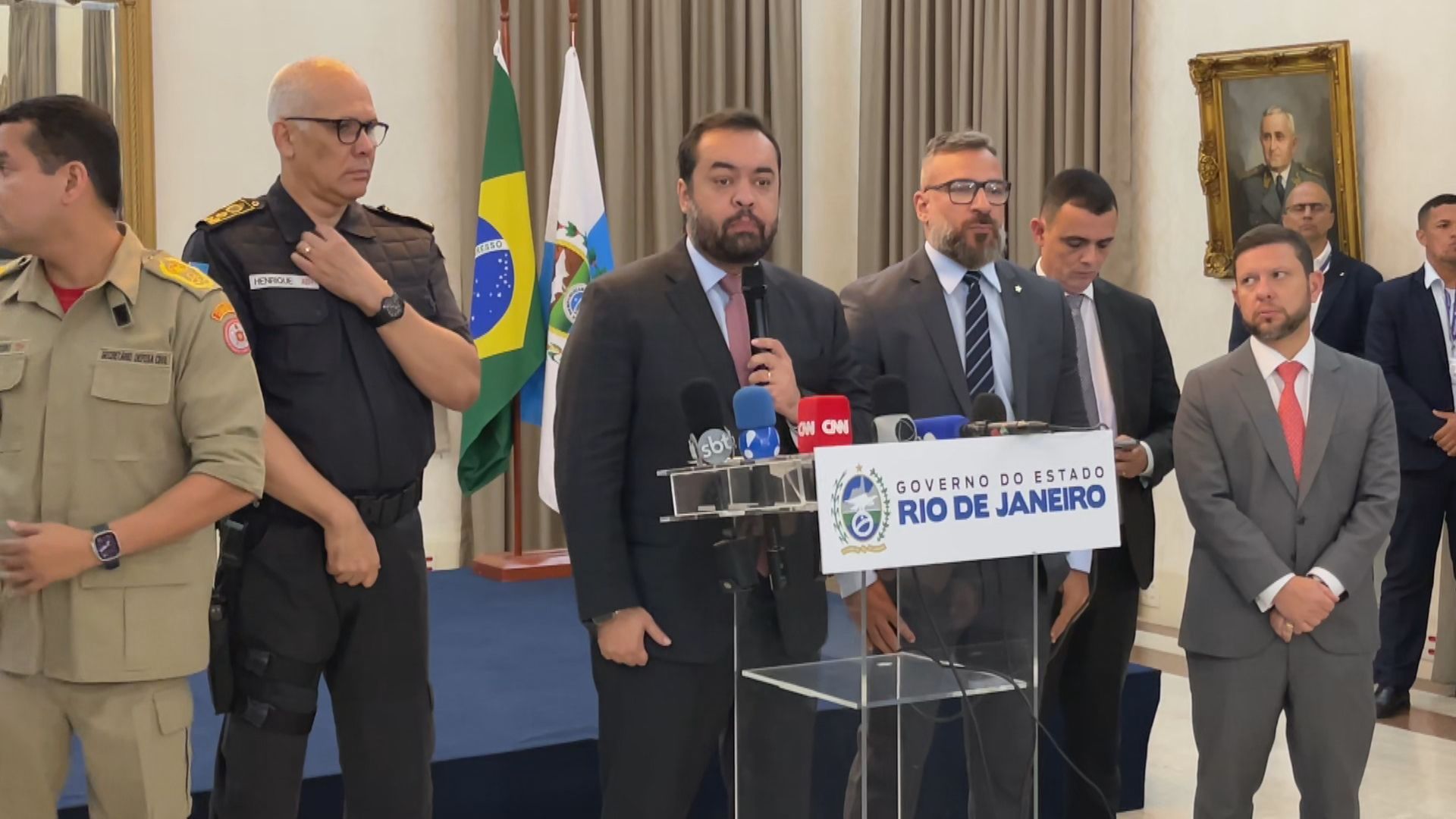 BR_CNN_231023_LINK_RJ_COLETIVA_CLAUDIO_CASTRO_frame_61464