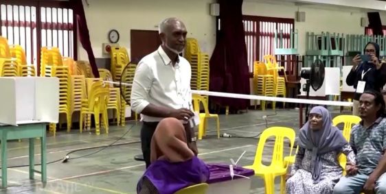 Candidato pró-China, Mohamed Muizzu, vence eleição presidencial nas Maldivas