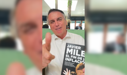 Bolsonaro envia vídeo de apoio a Javier Milei nas eleições da Argentina; assista