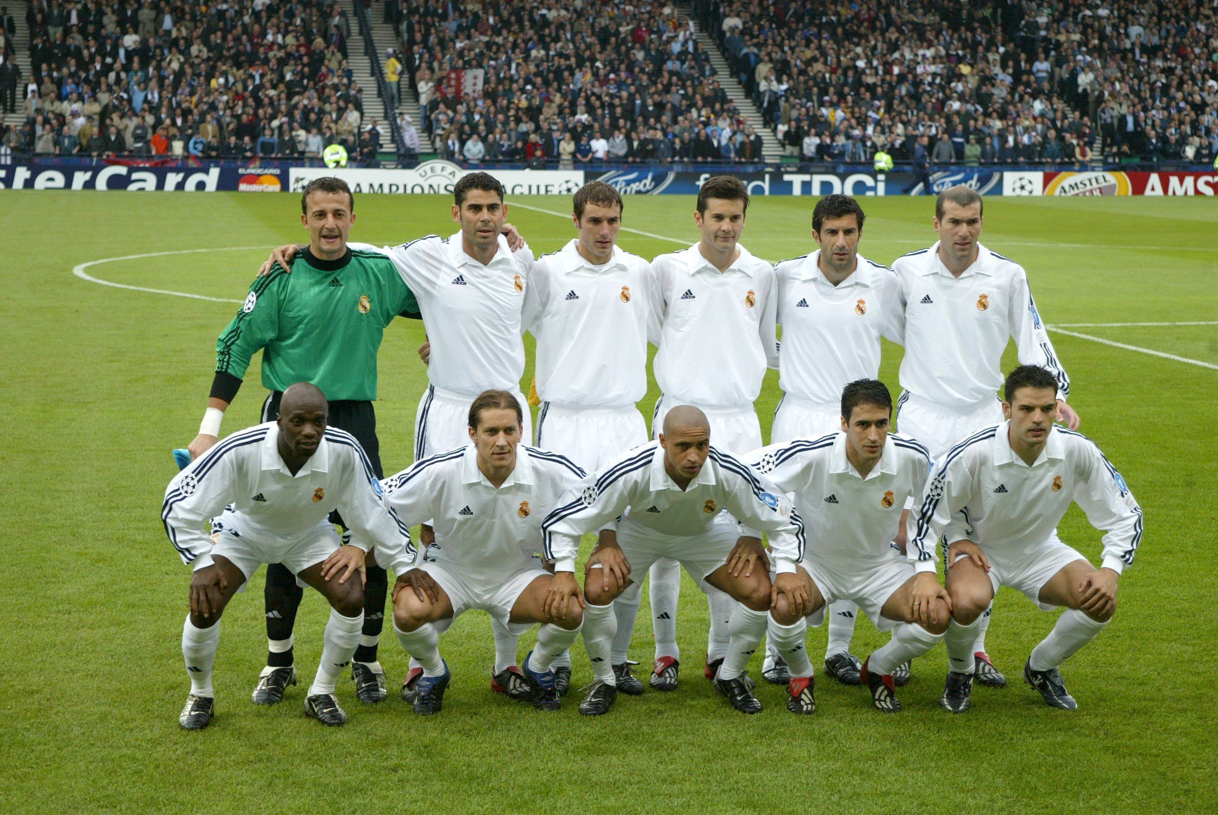 Time do Real Madrid que foi campeão da Champions League na temporada 2001-2002. Foto: Real Madrid
