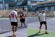 Vídeo: Rafael Nadal impressiona ao fazer embaixadinhas com bola de tênis