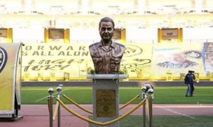 Estátua faz time de Benzema se recusar a jogar pela Champions da Ásia; entenda