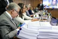 Moraes deve incluir provas produzidas pela CPMI em inquéritos do 8 de janeiro, diz relatora