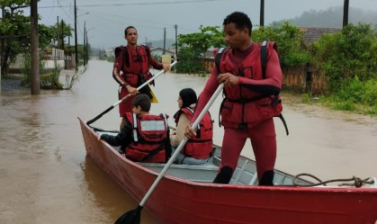 Ciclone: chuva supera média prevista para todo o mês de outubro no RS e em SC