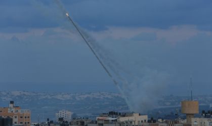 Rockets fired from Gaza in response to Israeli airstrikes
