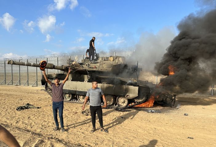 GettyImages-1711357797 Análise: Após conflito entre Israel e Irã, entram os diplomatas