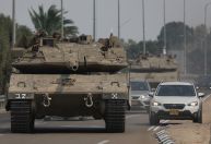 Israel diz que foi atacado por foguetes lançados da Síria; militares revidam