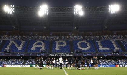 Terremoto atinge Nápoles horas antes de partida da Champions League