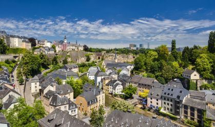 Eleição em Luxemburgo, neste domingo (8), tem eleitorado e candidata brasileira