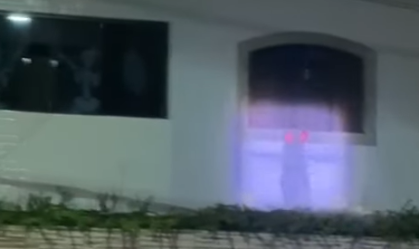 Decoração de Halloween no litoral de SP assusta moradores e vira caso de polícia