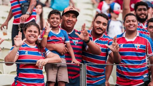 Torcedores do Fortaleza na Arena Castelão