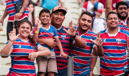 Torcedores do Fortaleza na Arena Castelão