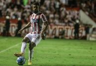 Jogador do Náutico espera por cirurgia há mais de um mês; clube explica atraso