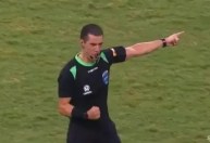 Comemorou? Reação de árbitro ao fim de Fortaleza x Corinthians viraliza