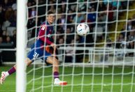 Aos 17, atacante do Barcelona se torna o estreante mais jovem a marcar pelo clube