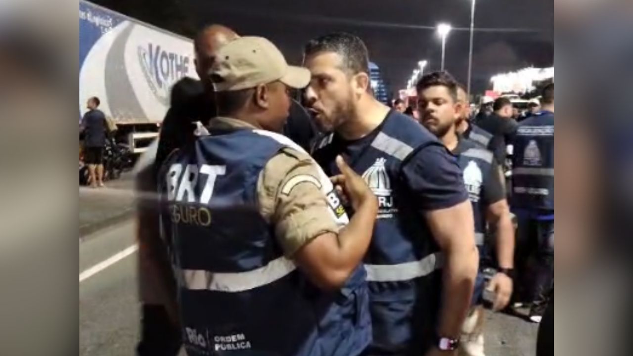 Deputado Rodrigo Amorim avança contra guarda municipal durante ação de fiscalização no Rio