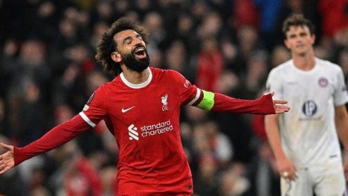 Mohamed Salah comemora gol contra o Toulouse pela Europa League