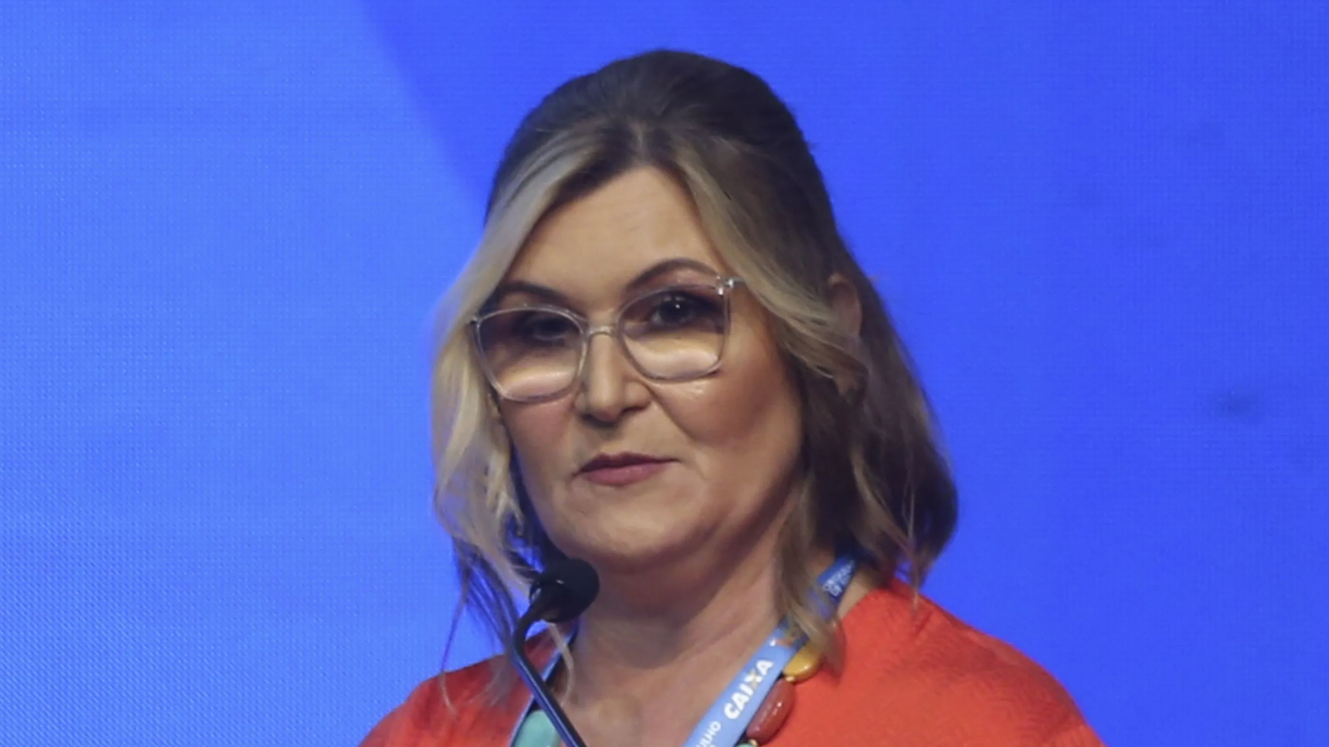 Rita Serrano deixou a presidência da Caixa nesta quarta-feira (25), após reunião com Lula