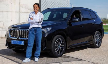 Jogadoras do Real Madrid recebem carros de luxo