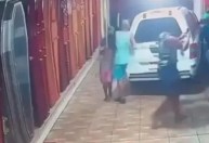 Torcidas organizadas de Sport e Santa Cruz brigam em funerária no Recife; veja o vídeo