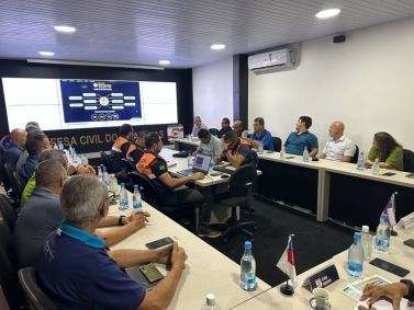 Reunião do governo do Amazonas com empresas de táxi aéreo