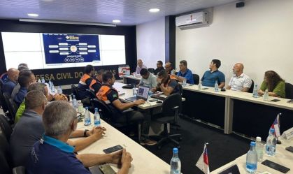 Em meio a seca, governo do AM faz plano emergencial com empresas de táxi aéreo