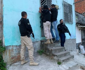 Operação policial prendeu 13 pessoas suspeitas de crimes na Bahia